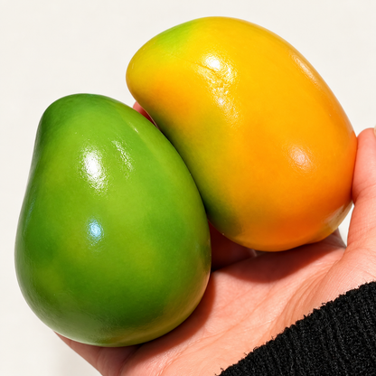 Color-Changing Crunchy Mango Squishy