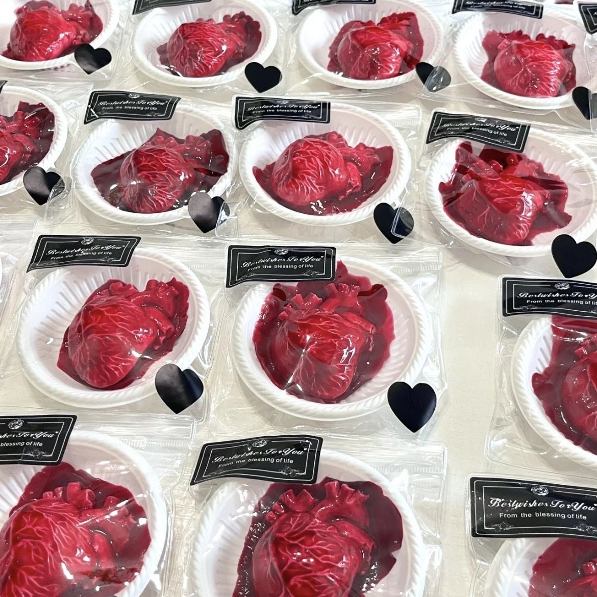 Realistic Anatomical Heart Squishy – Glossy Slow-Rising Sensory Toy