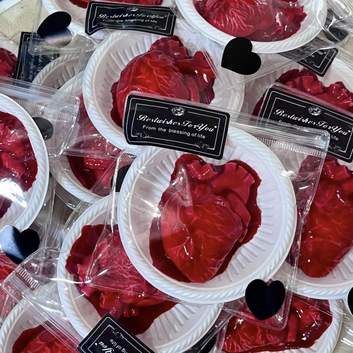 Realistic Anatomical Heart Squishy – Glossy Slow-Rising Sensory Toy